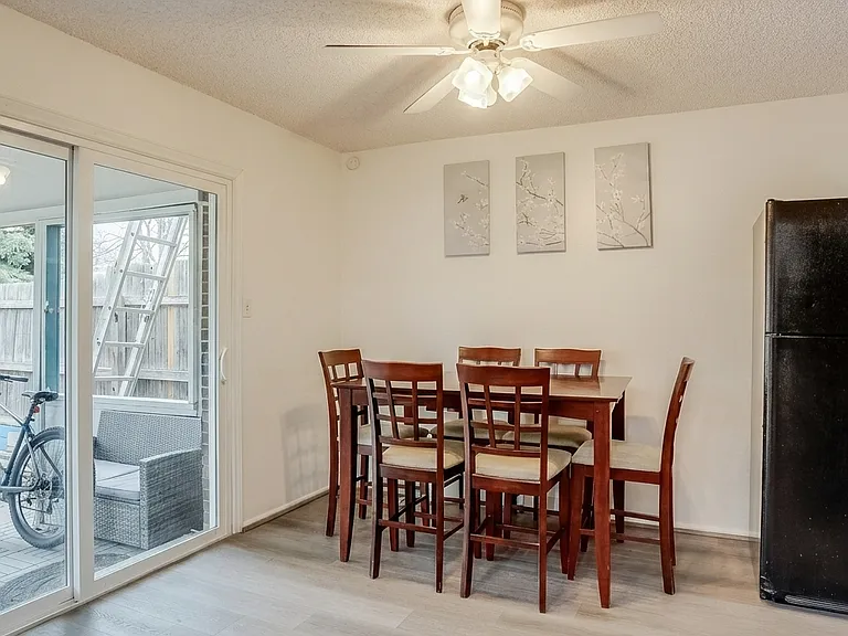 11646 Lincoln St — Photo 54