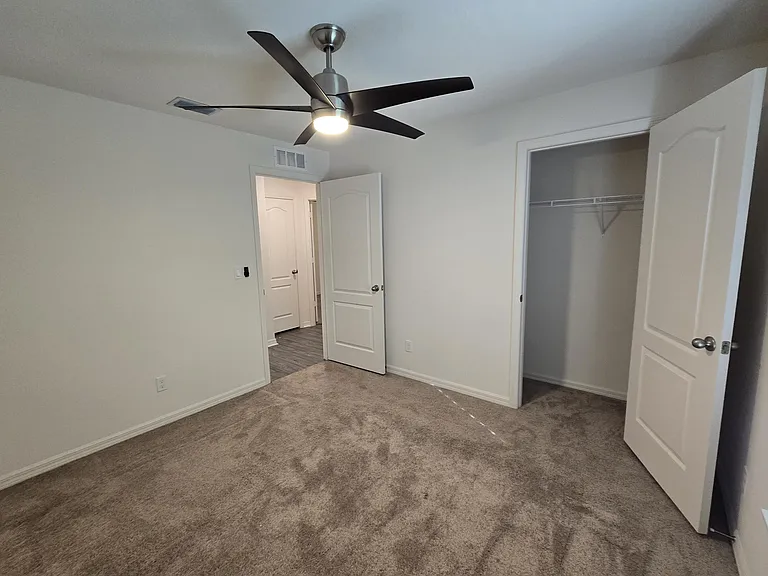2198 SW Algiers St — Photo 61