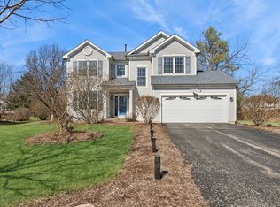 622 Oxford Ct, Lindenhurst, IL 60046