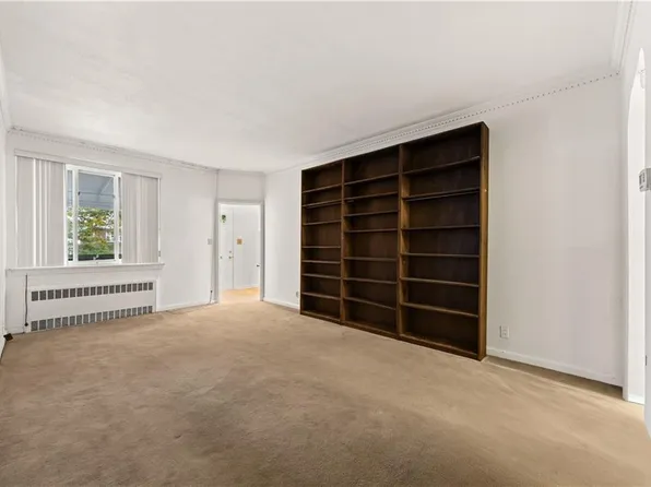 3806 Quentin Road image 12 of 37