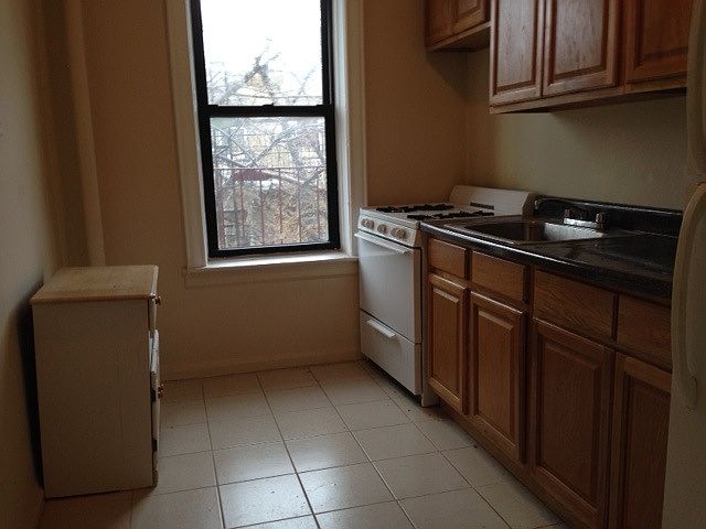 1st image of 2561 43rd St APT 2C