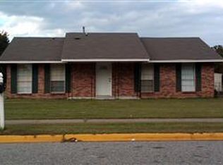 6654 Pinebrook Dr, Montgomery, AL 36117