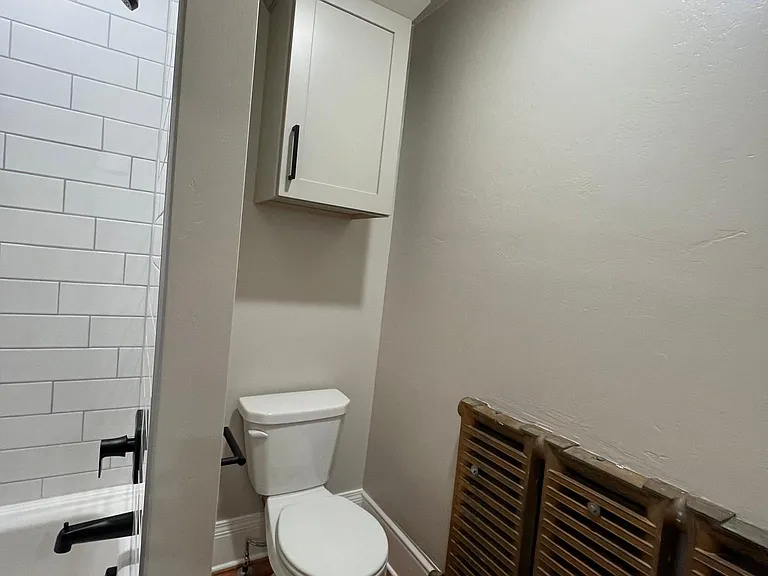 802 W Evelyn St — Photo 25