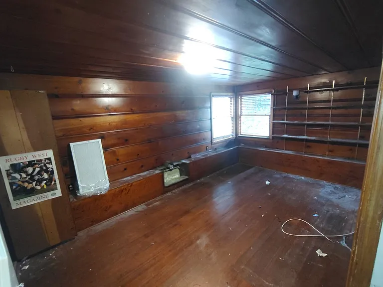 505 Lewis Ave — Photo 17