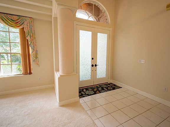 2nd image of 21 Carriage Creek Way