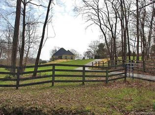 2952 Perryville Rd, Cape Girardeau, MO 63701