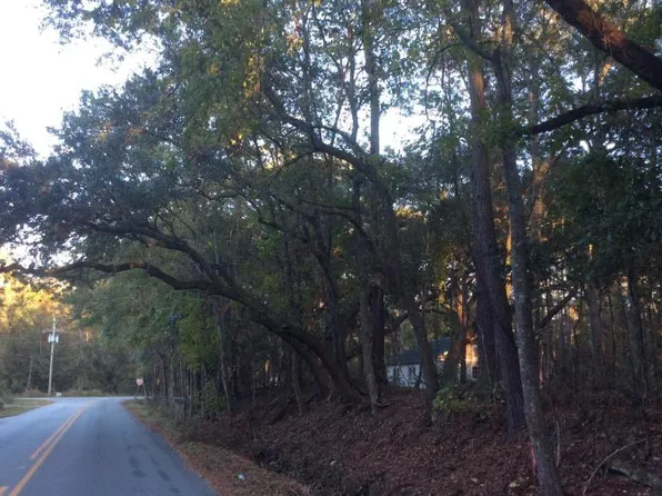 1000 Main Rd, Johns Island, SC 29455