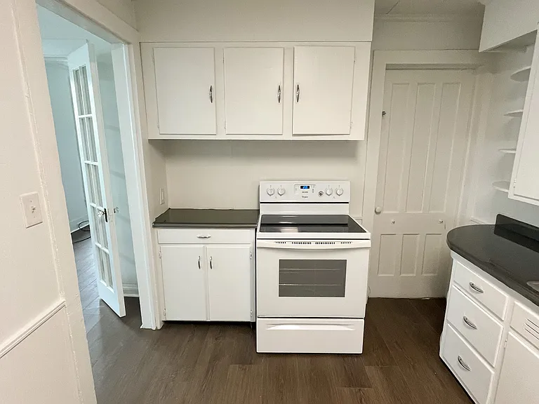 611 Cooper St — Photo 11