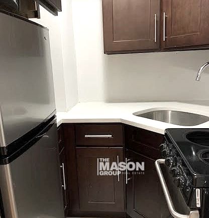 5th image of 432 E 88th St #410