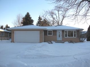 1223 Elm Tree Rd, Sheboygan, WI 53083