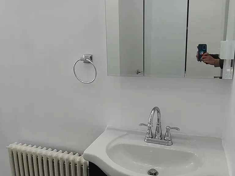 240 S Graham St #2 — Photo 6