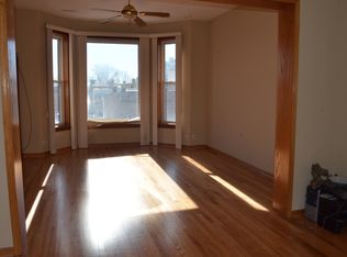 2152 W Chicago Ave APT 2F, Chicago, IL 60622