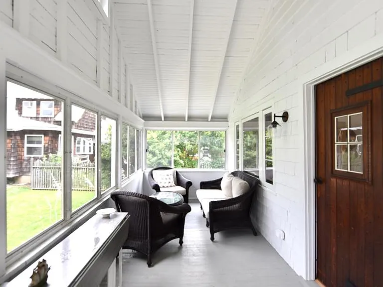 347 Lake Ave — Photo 5