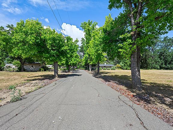 5th image of 11997 Riata Road