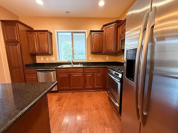 5th image of 11833 Bussero Ct