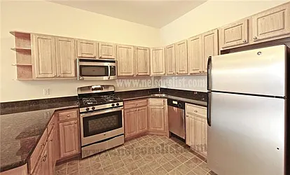 Rented by R New York