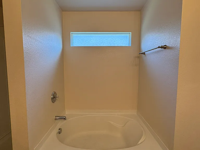 13287 Fowler Dr — Photo 32