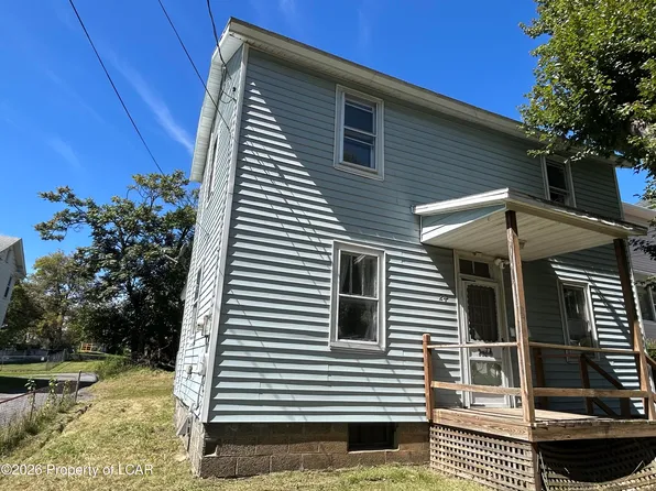 24 Delaware St, Wilkes Barre, PA 18705