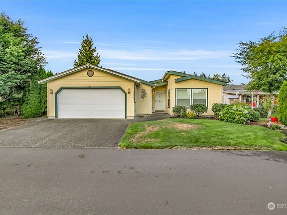 2nd image of 17712 19th Avenue Ct E