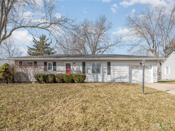 747 Crestview Ave, Wilmington, OH 45177