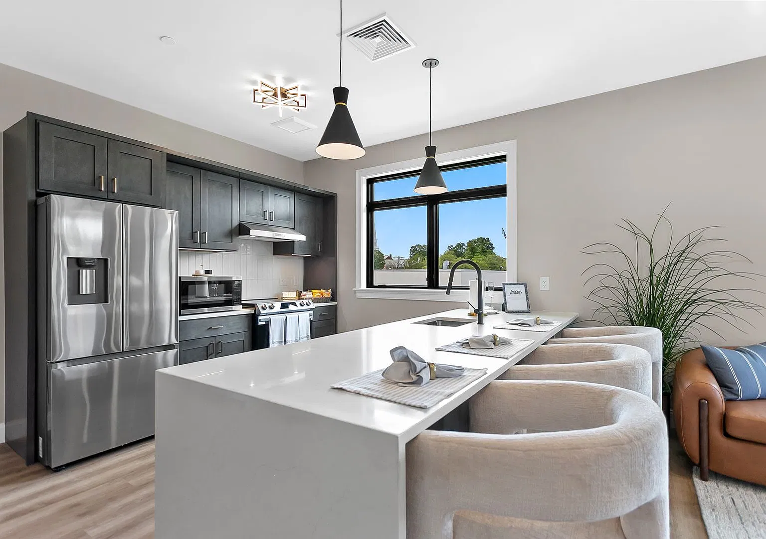 Byline Apartments — Photo 4