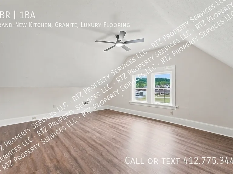 801 Vine St #2 — Photo 13