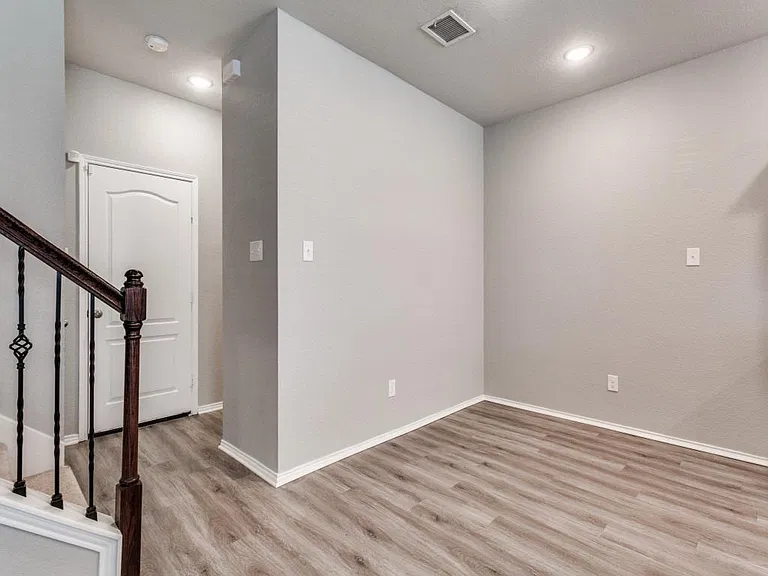 3405 Cricket Dr — Photo 10