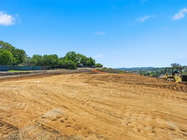 2901 Wishbone Way, Encinitas, CA 92024