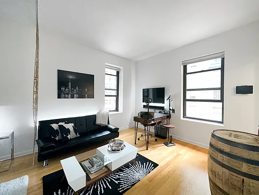 Rented by Keller Williams NYC | media 9