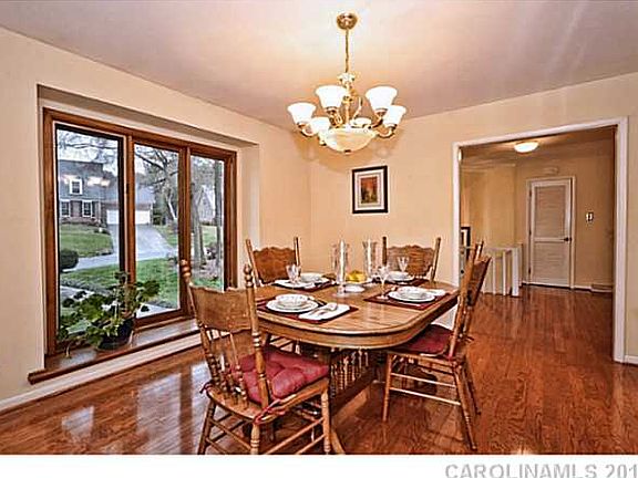 4th image of 5325 Newgate Ct