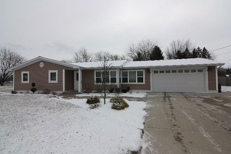 4641 Clunie St, Saginaw, MI 48638 Zillow