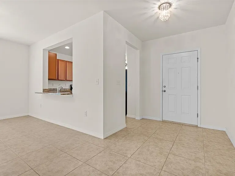 8932 Excelsior Pl — Photo 7