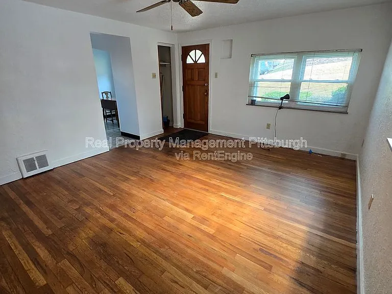4744 Lougean Ave — Photo 7