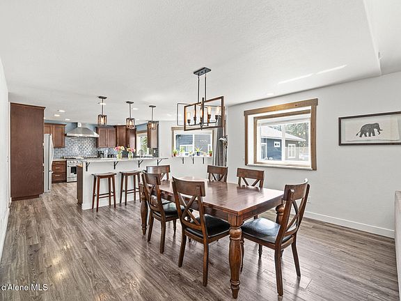 5th image of 1405 N Cherrywood Dr