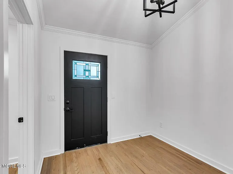20 Oak Hill Dr — Photo 3