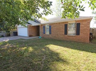 2390 Brooks Cir, Pea Ridge, AR 72751