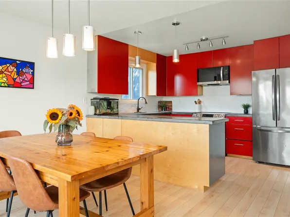 9 Morgan Pl, Nanaimo, BC V9T 5B8