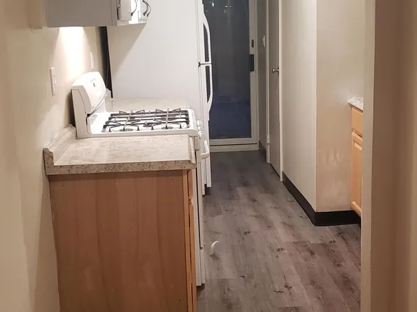 913 Beatty St, Trenton, NJ 08611