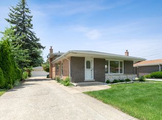 7532 S Octavia Ave, Bridgeview, IL 60455