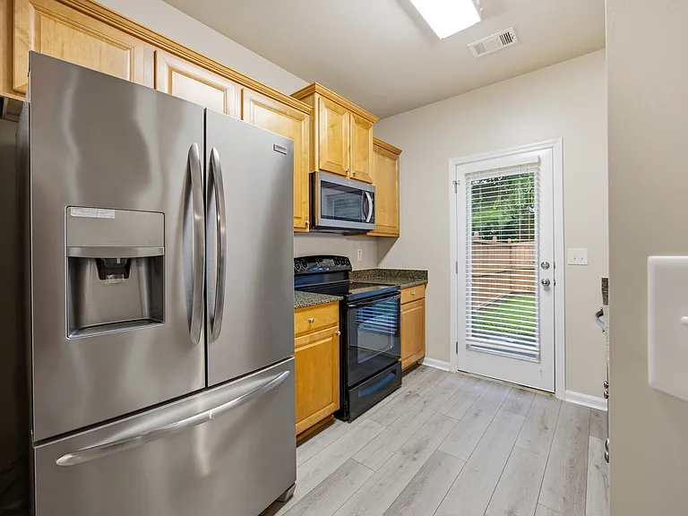 474 Tufton Trl SE — Photo 3