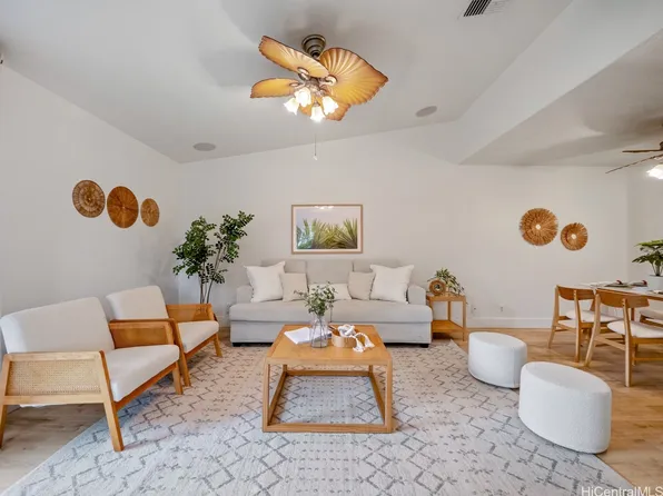 87-1023 Ahekai St, Waianae, HI 96792