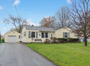37 Fairmount Ave, Bridgewater, NJ 08807