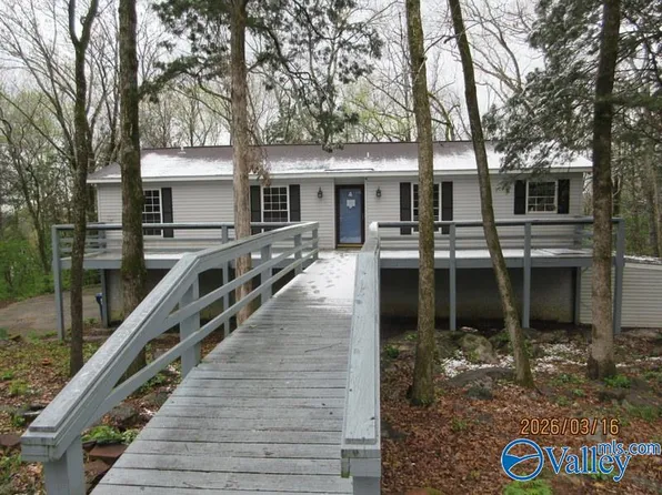 601 Bain Dr SE, Huntsville, AL 35803