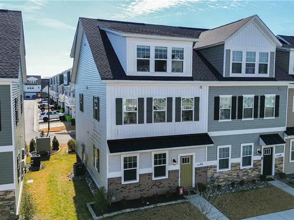 427 Life Tree Trl, Chesapeake, VA 23323