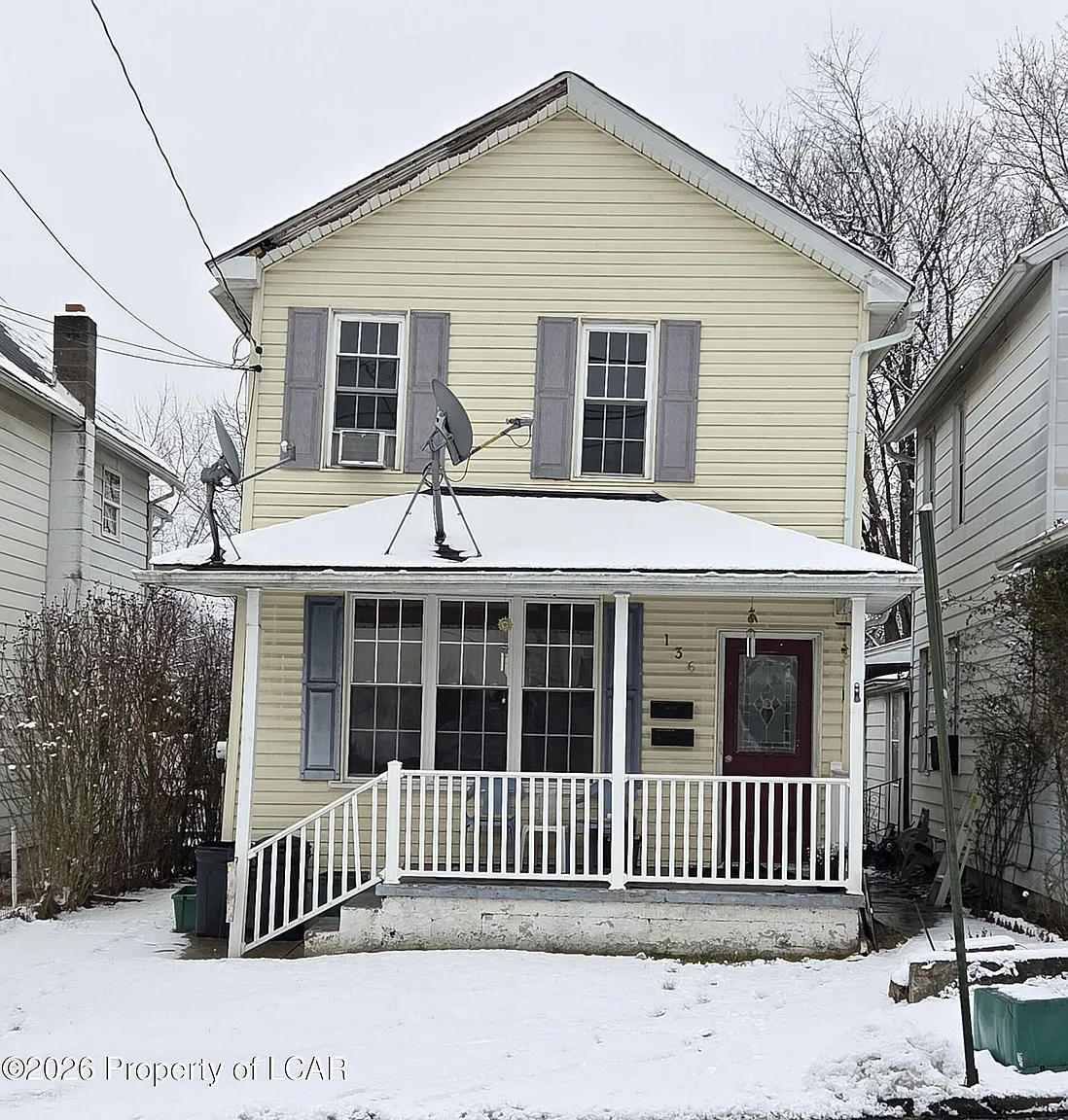 136 Tompkins St photo 1