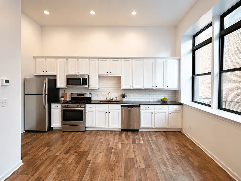 333 Earp Street — Photo 10