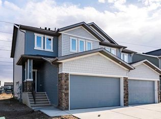229 N Dawson Wharf Rd, Chestermere, AB T1X 2X2