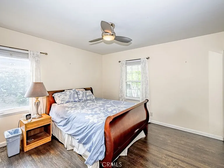 5938 Simpson Ave — Photo 10