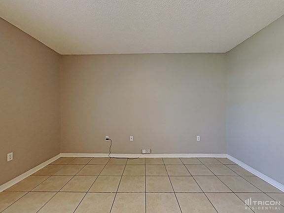3rd image of 8775 Humberside Ln