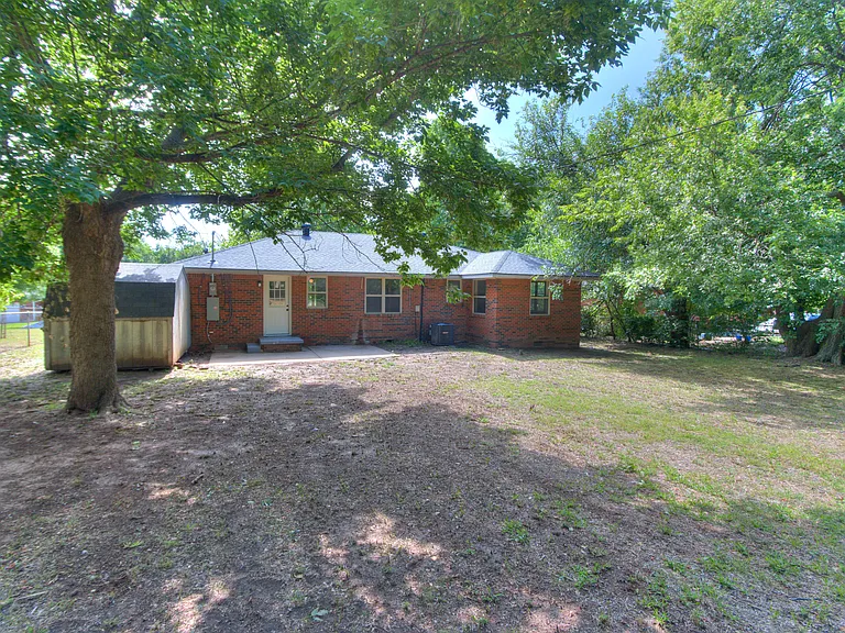 17 Burk Way — Photo 29